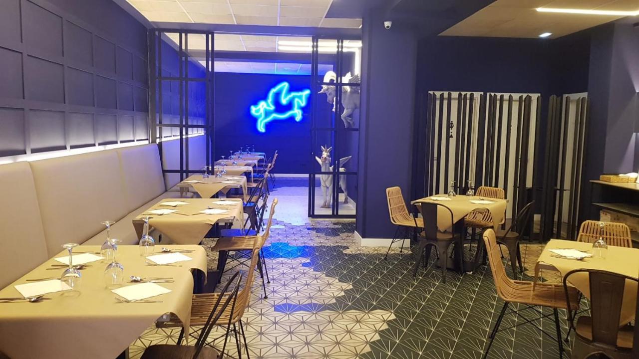 Rener Hotel Los Campones Gijón Kültér fotó